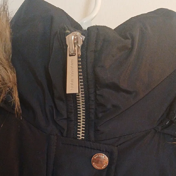 Michael Kors Navy Blue Puffer Coat with Fur Trim - Picture 9 of 15